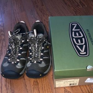 Keen Koven hiking shoes Mens 8